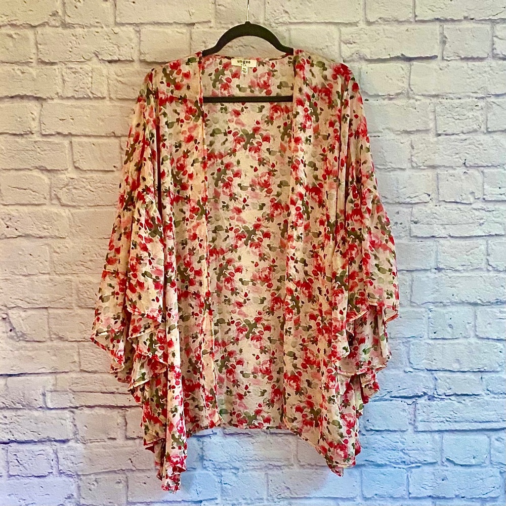 LIGHT & FLOATY FLORAL WRAP